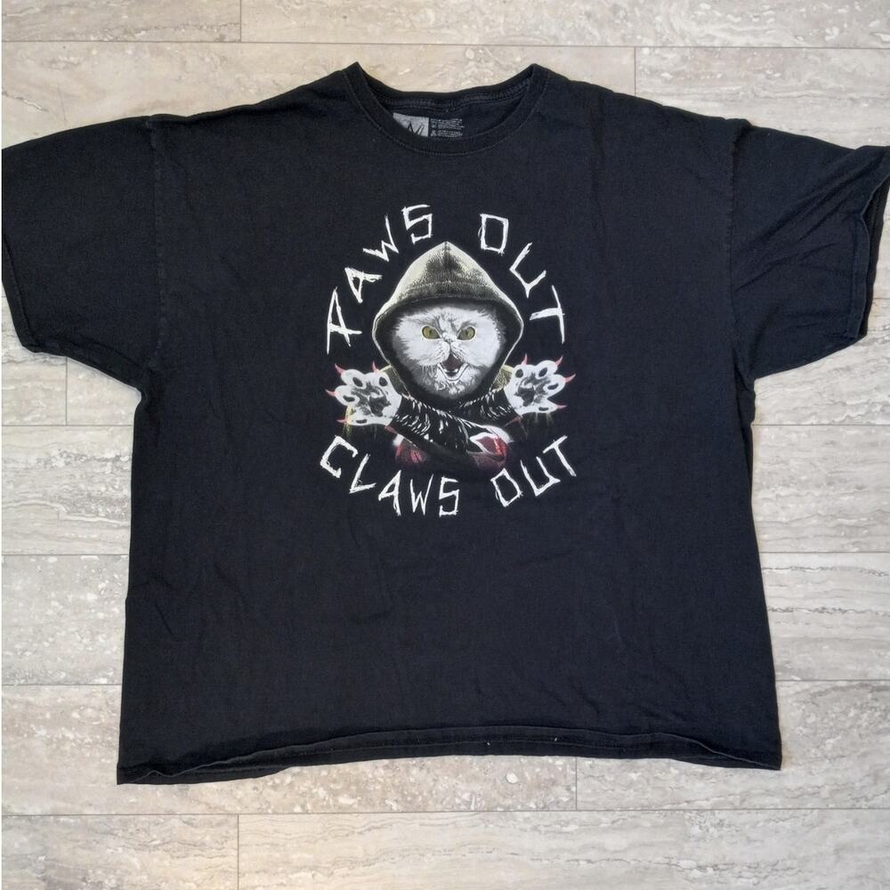 WWE Paws Out Claws Out Natty Cat black short sleeve shirt SIZE XXL‎